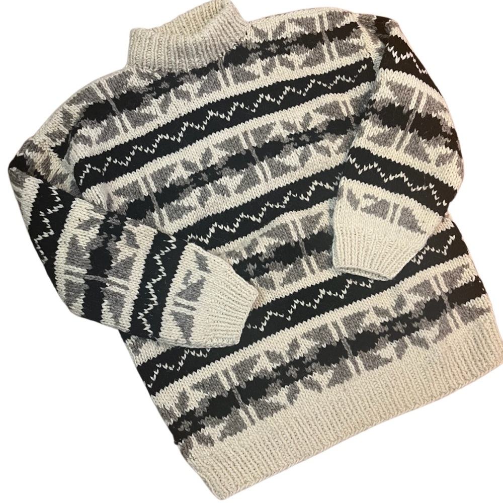 Handmade in Ecuador 100% Wool Chunky Knit Sweater